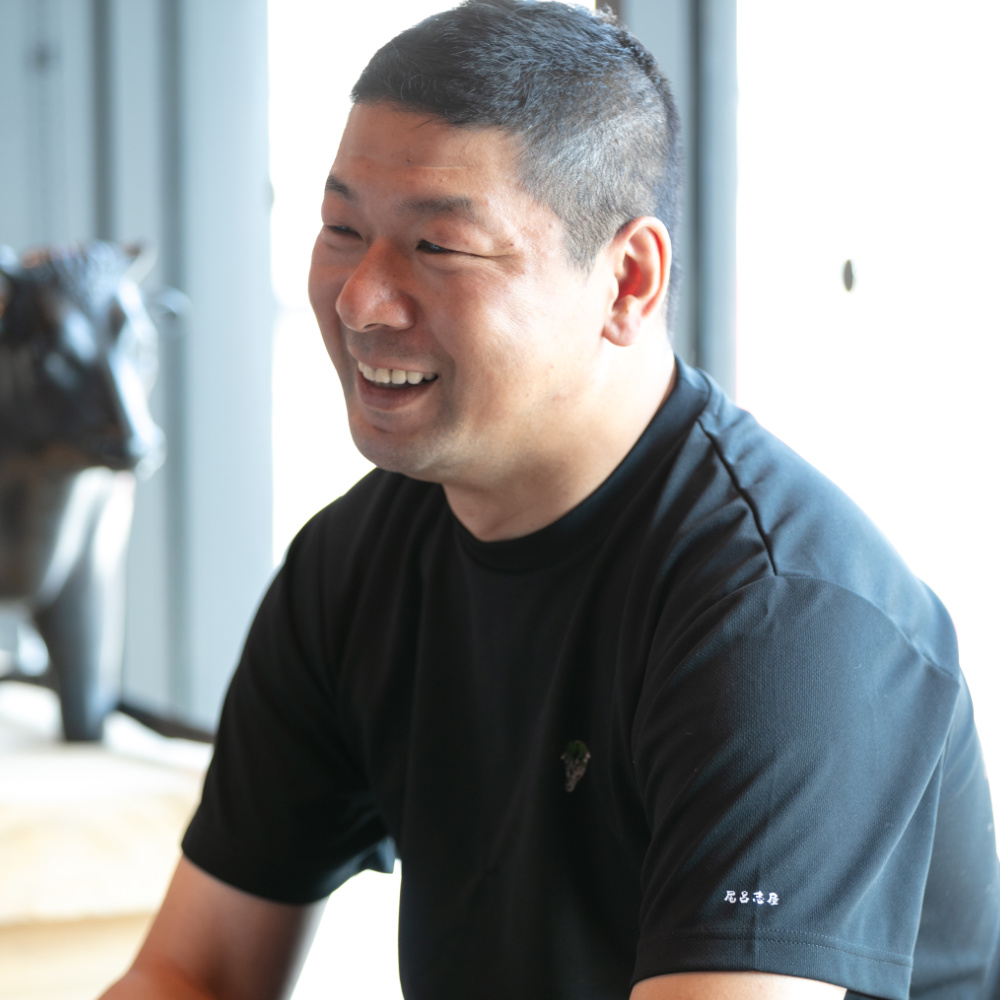 代表取締役  松本宏幸